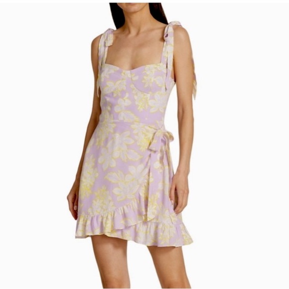 WAYF tropical lavender wrap dress 💜 - Picture 1 of 3